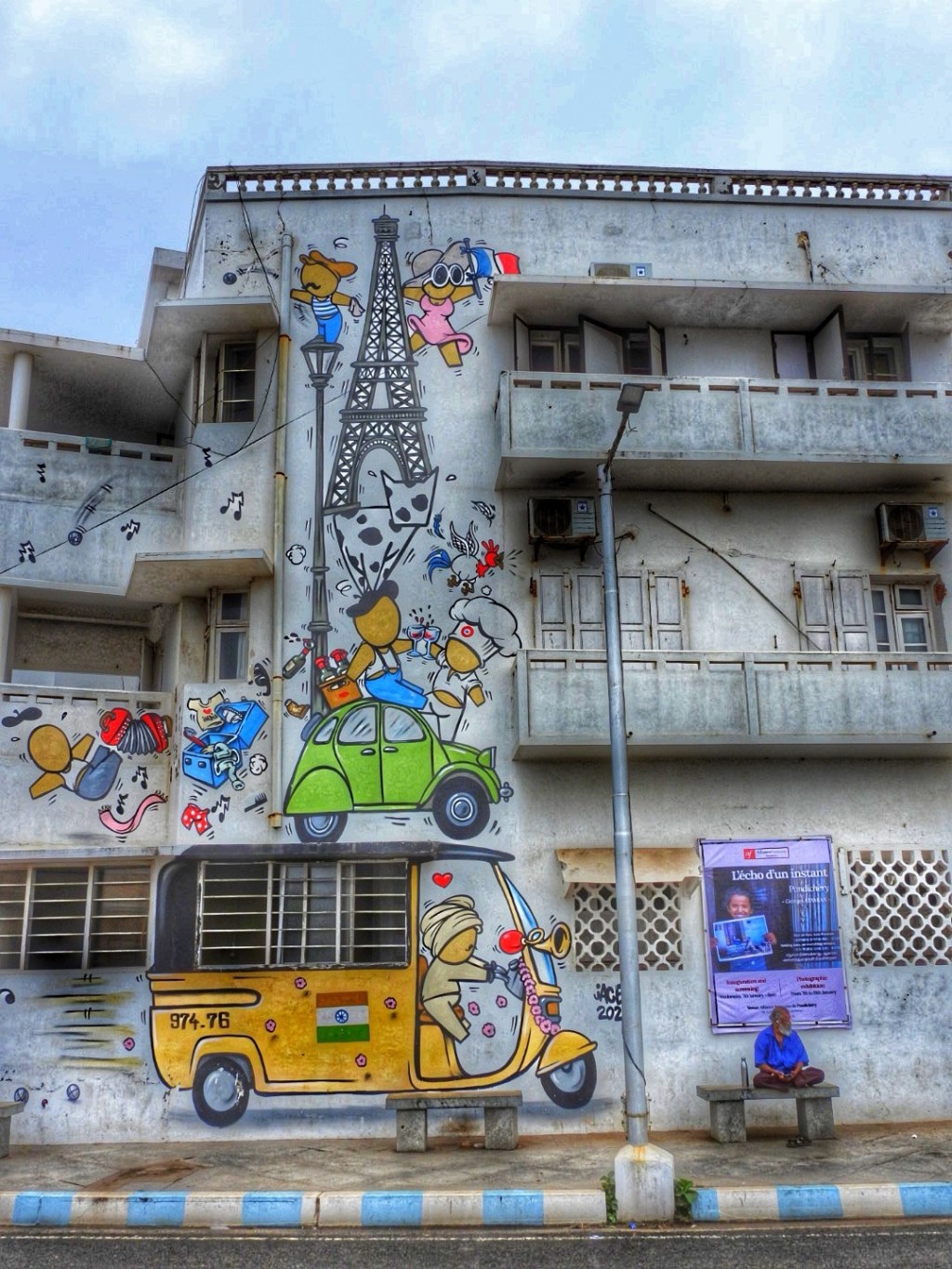 Four Picture Diary. Puducherry: Community creativity, mythopoeia, and booze&nbsp;bureaucracy